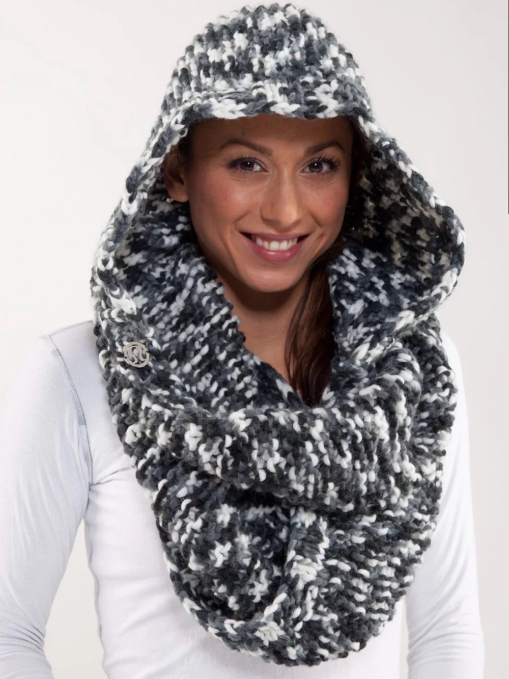 Lululemon Hickey Hider - Scarf & Gloves - Black & White Space Dye